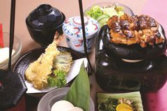 Ishiyaki Chicken & Tempura Set